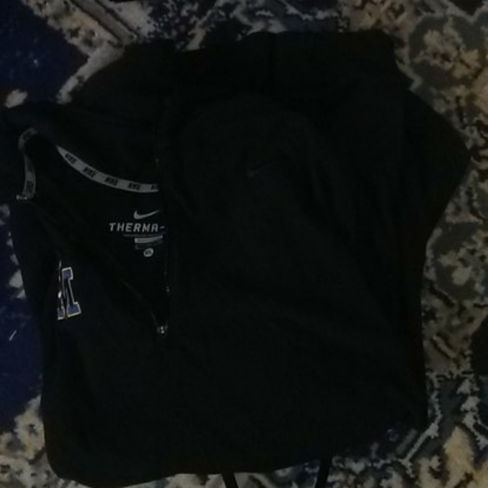 Nike quarter zip